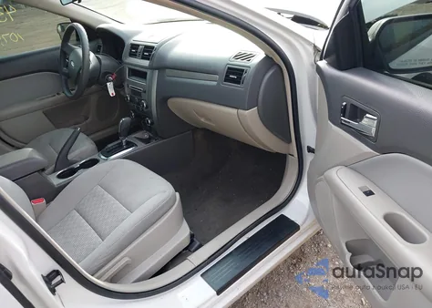 2012 Ford Fusion S из США, поврежденный, VIN 3FAHP0GAXCR105295